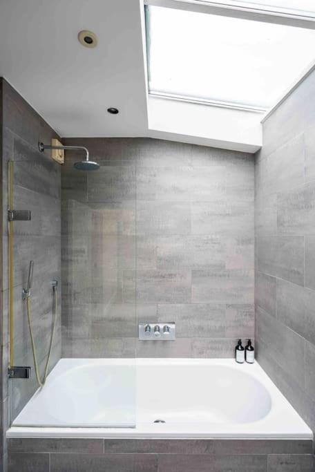 Sweet 3Brs House Close To Oxford & Soho Londres Extérieur photo
